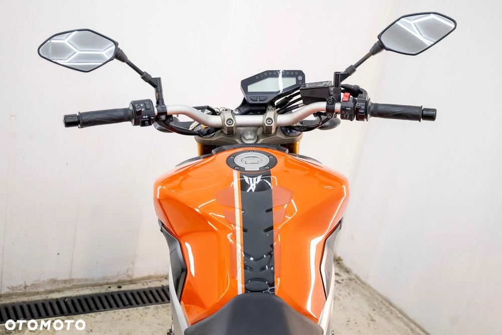 Yamaha MT - 21