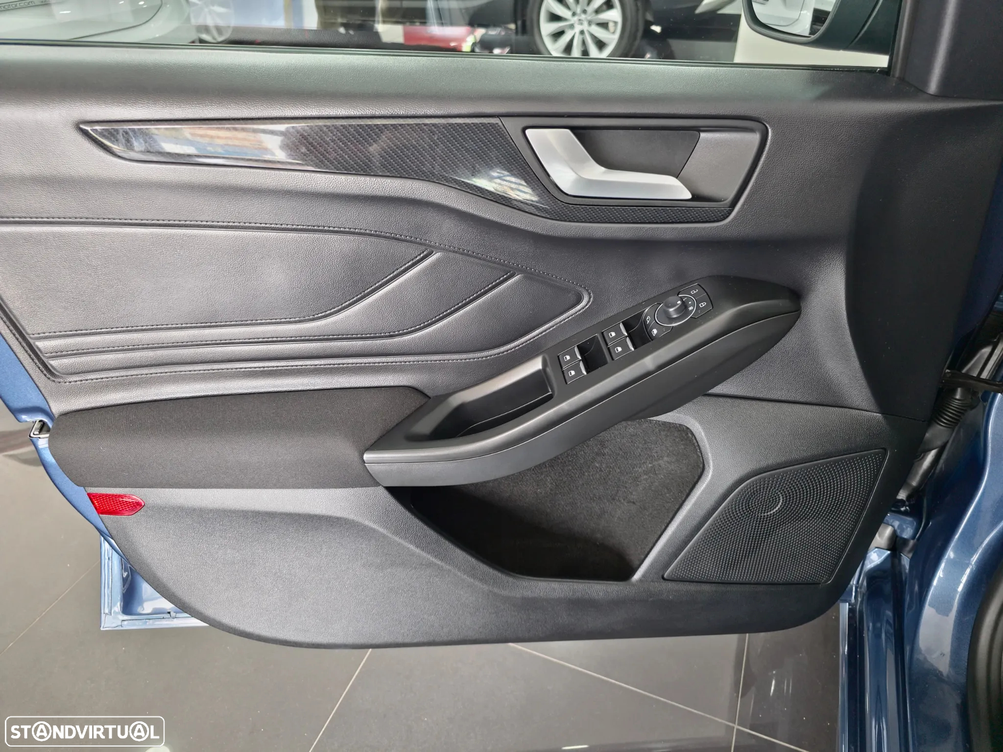 Ford Focus SW 1.0 EcoBoost MHEV ST-Line Aut. - 11