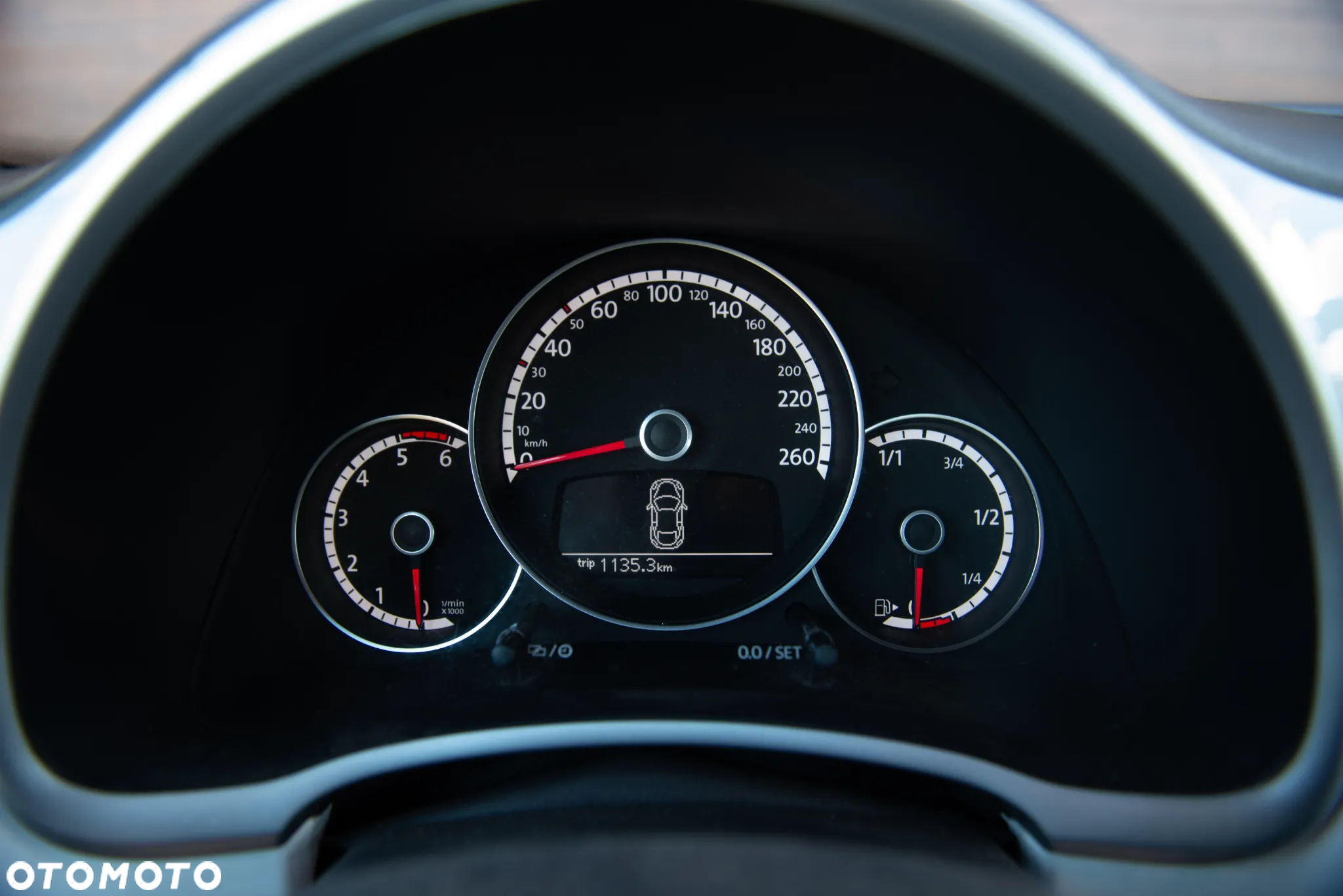 Volkswagen Beetle 1.6 TDI Design - 10