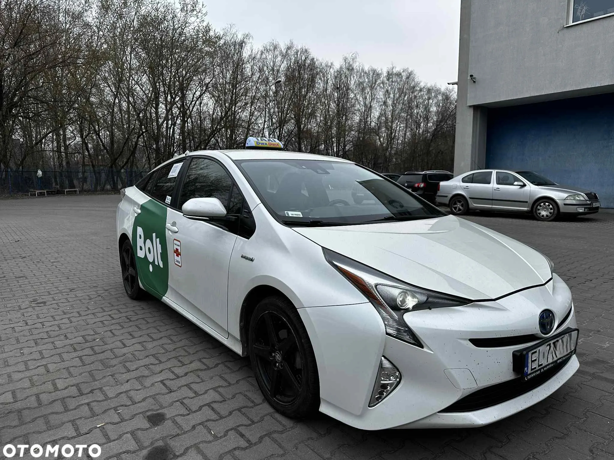 Toyota Prius 1.8 Hybrid Prestige - 2