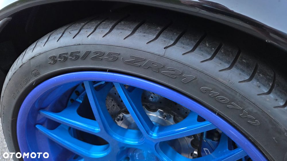 Chevrolet Corvette - 10