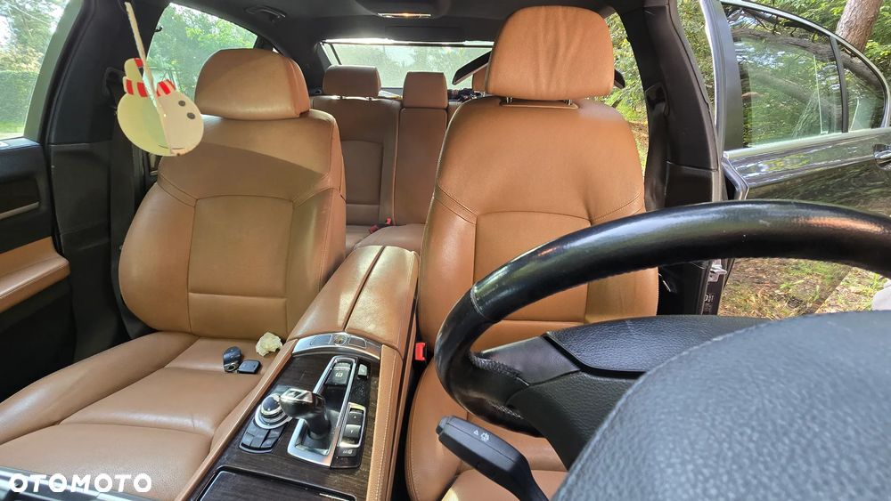BMW Seria 7 730d - 12