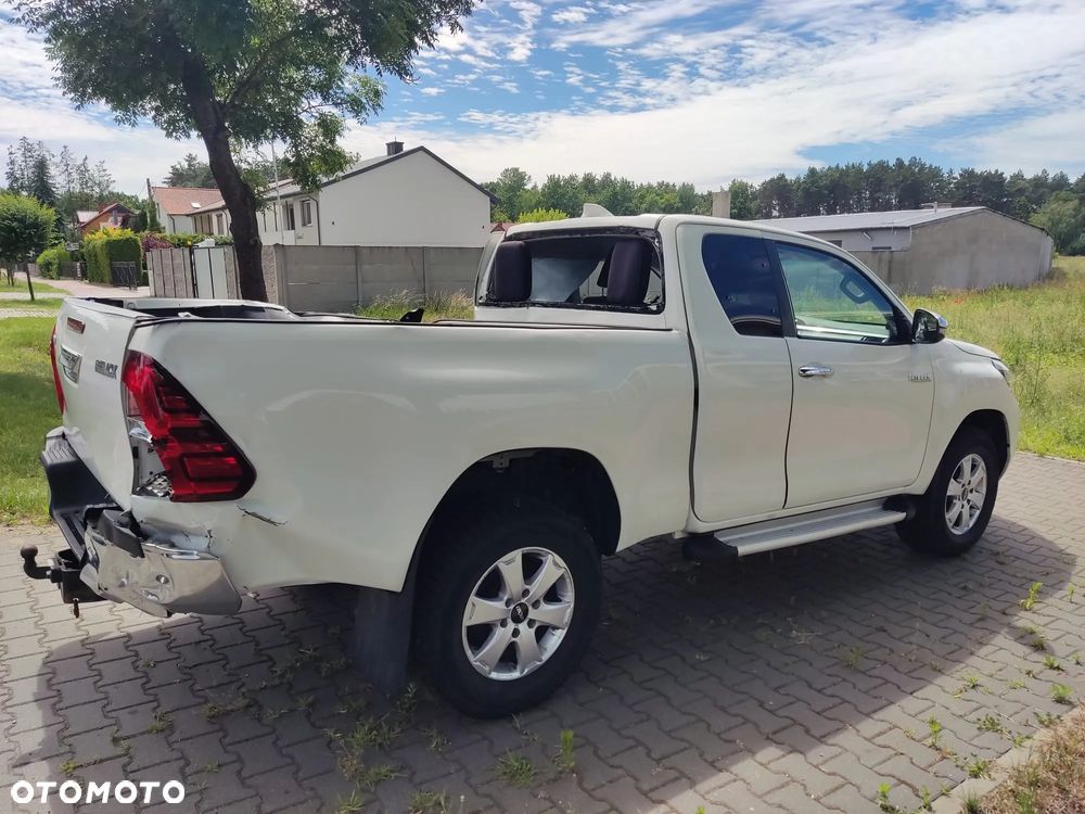 Toyota Hilux - 6