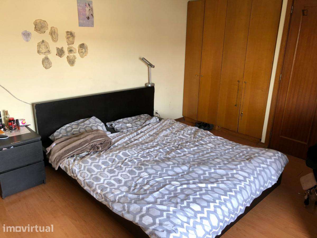 Quarto - localizado em Paranhos Porto - Grande imagem: 5/28