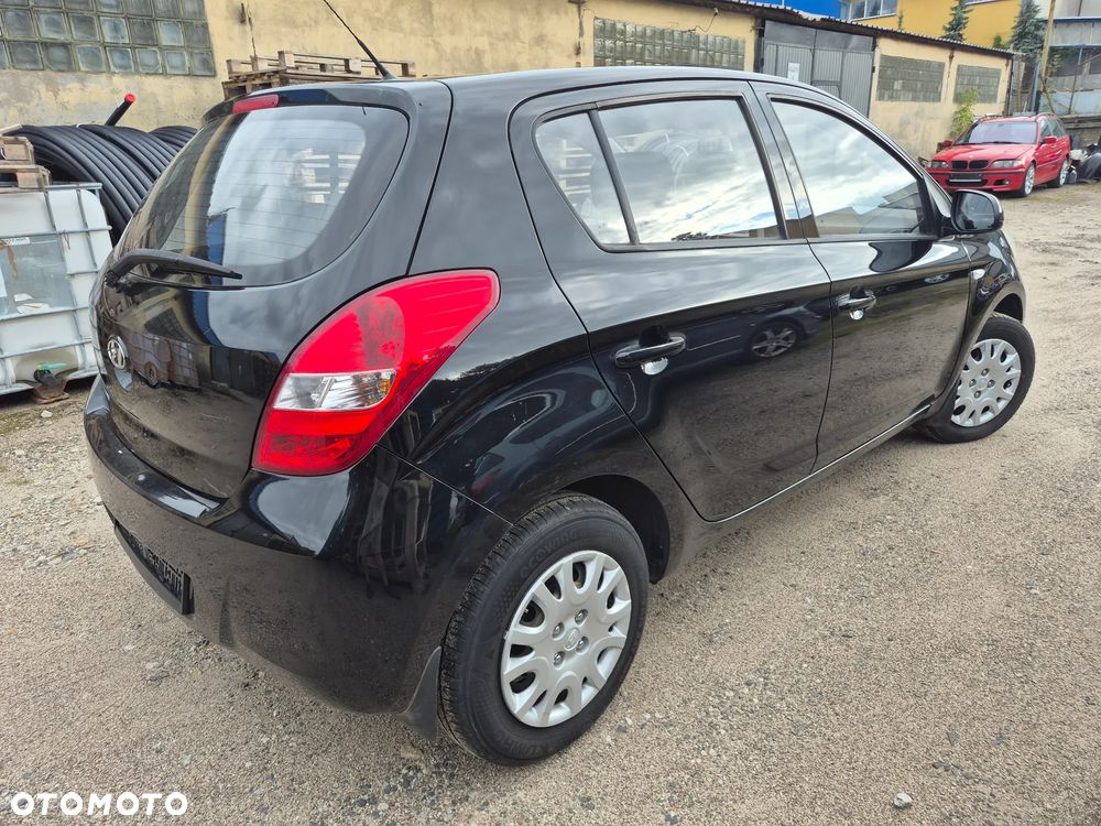 Hyundai i20 - 3