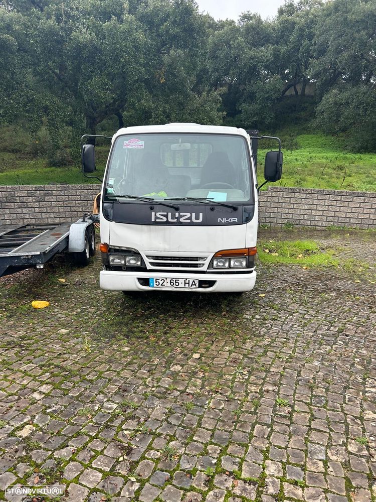 Isuzu NKR - 2