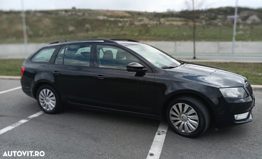 Skoda Octavia 2.0 TDI DSG Style - 9