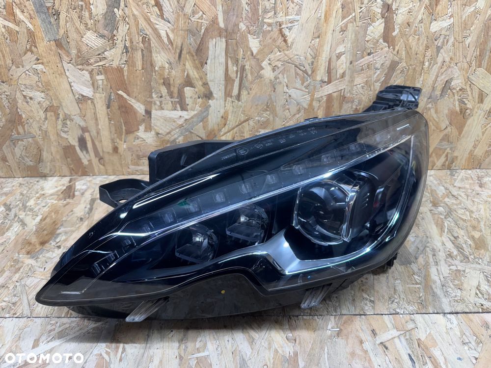 Przednia lewa lampa peugeot 308 full led - 1