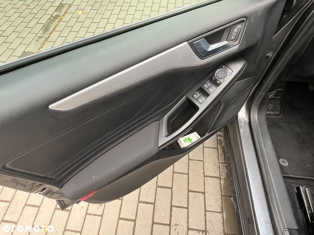 Ford Focus - 19