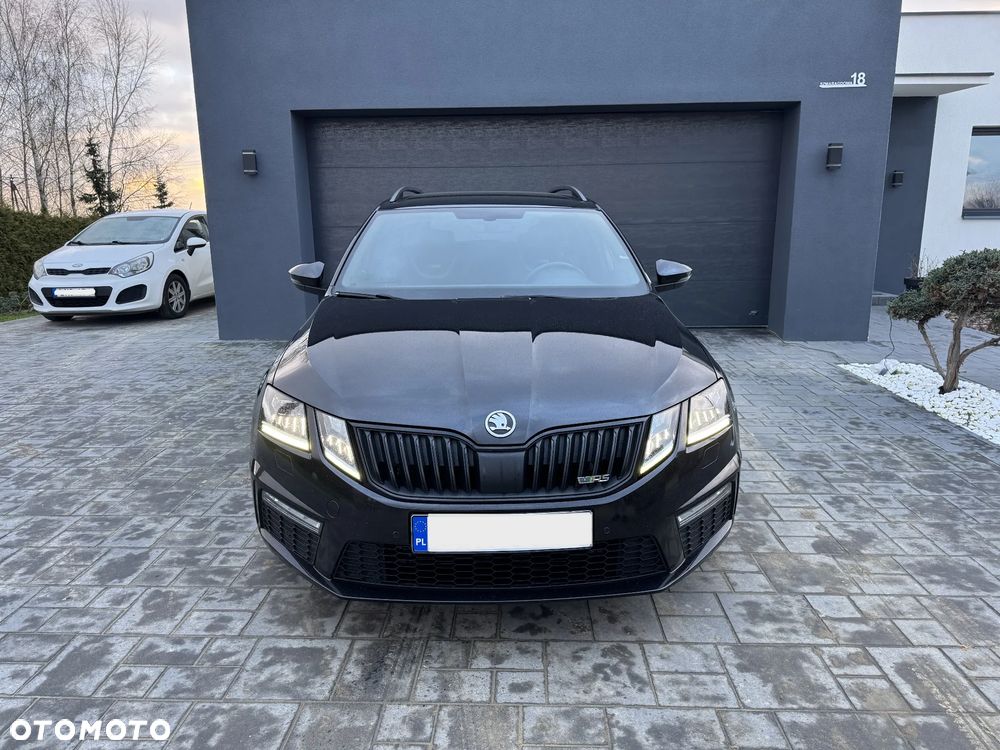 Skoda Octavia 2.0 TDI RS DSG - 9