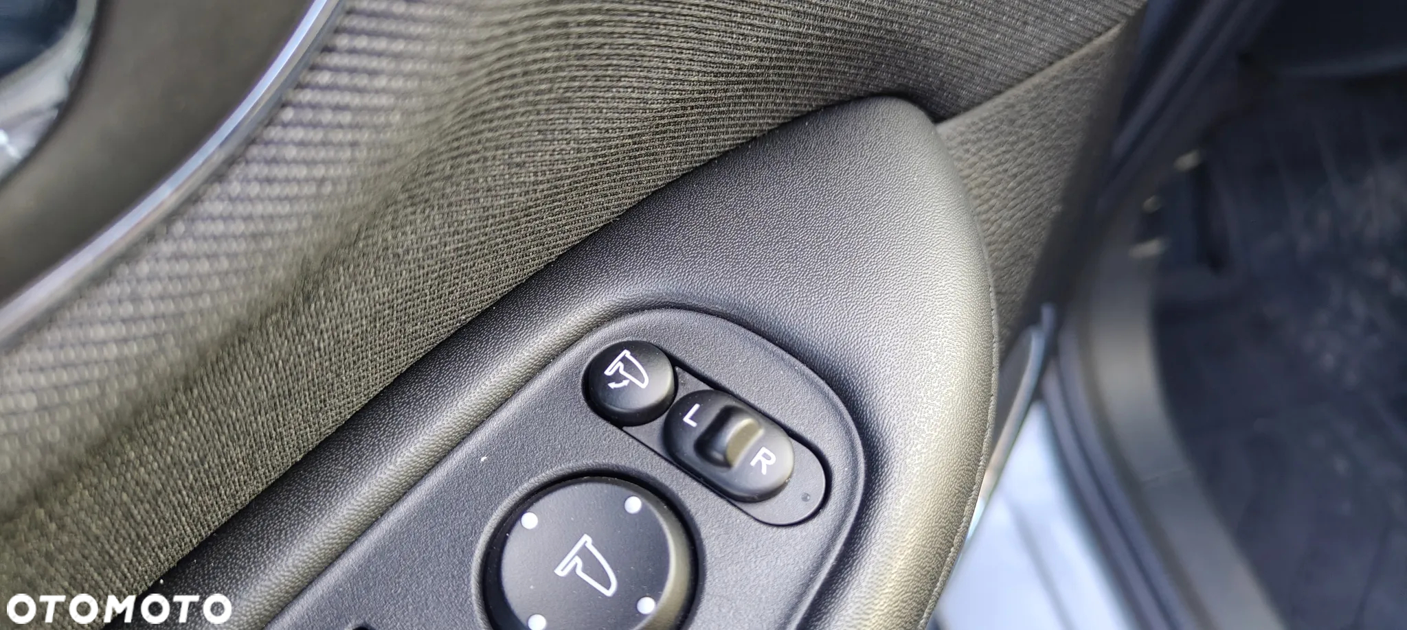 Honda HR-V 1.5 i-VTEC CVT Elegance - 16