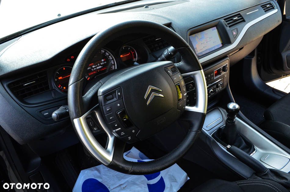 Citroën C5 2.0 HDi Attraction - 28