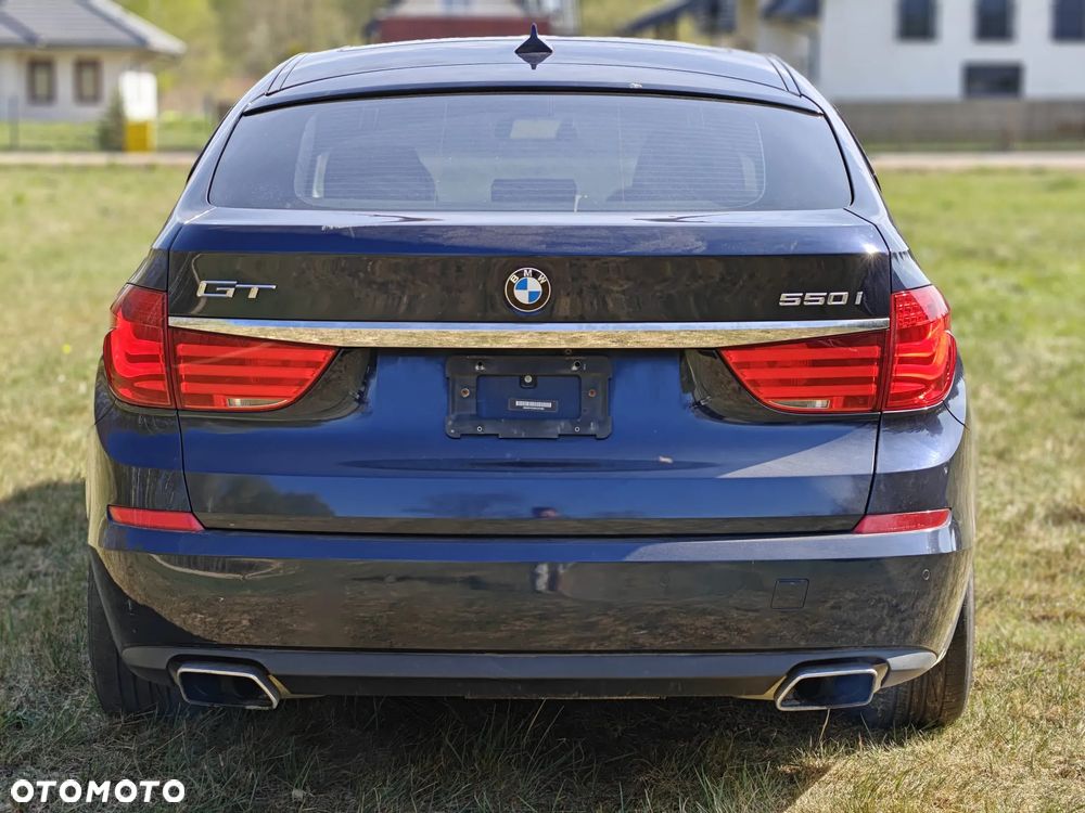 BMW 5GT 550i xDrive - 13