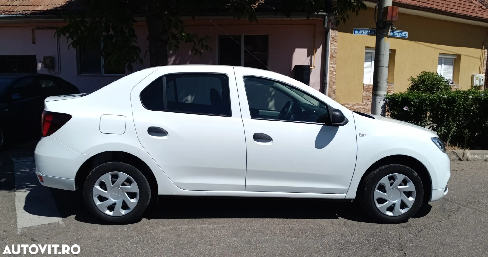 Dacia Logan 0.9 TCe Ambiance - 4