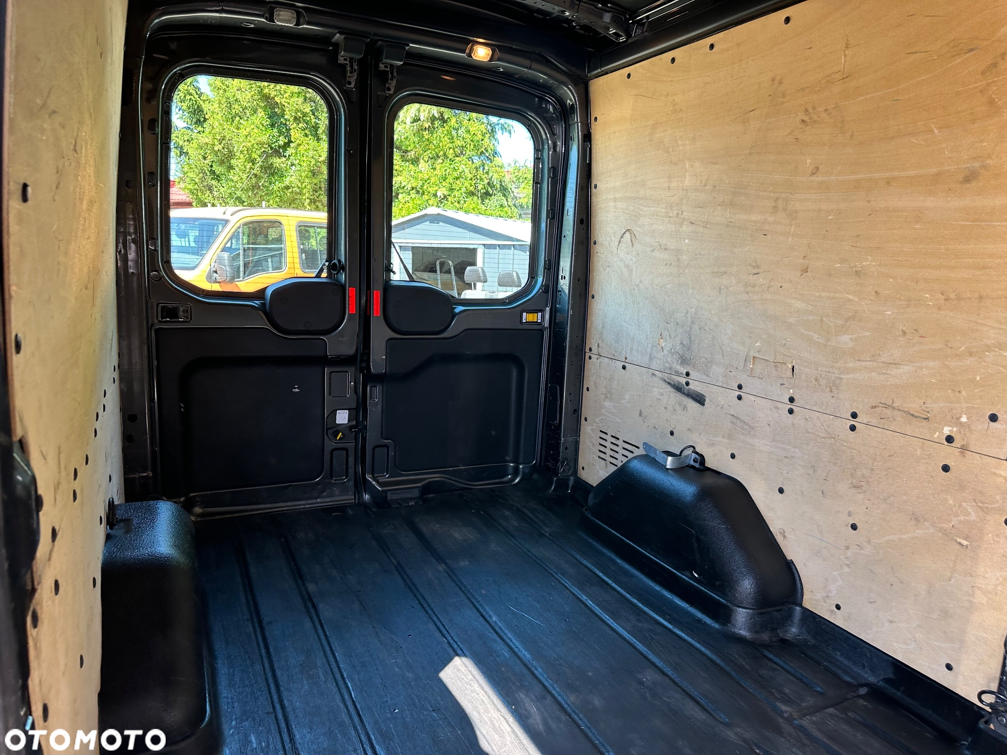 Ford Transit 2.2 2015r L3H2 stan extra klima tempomat - 17