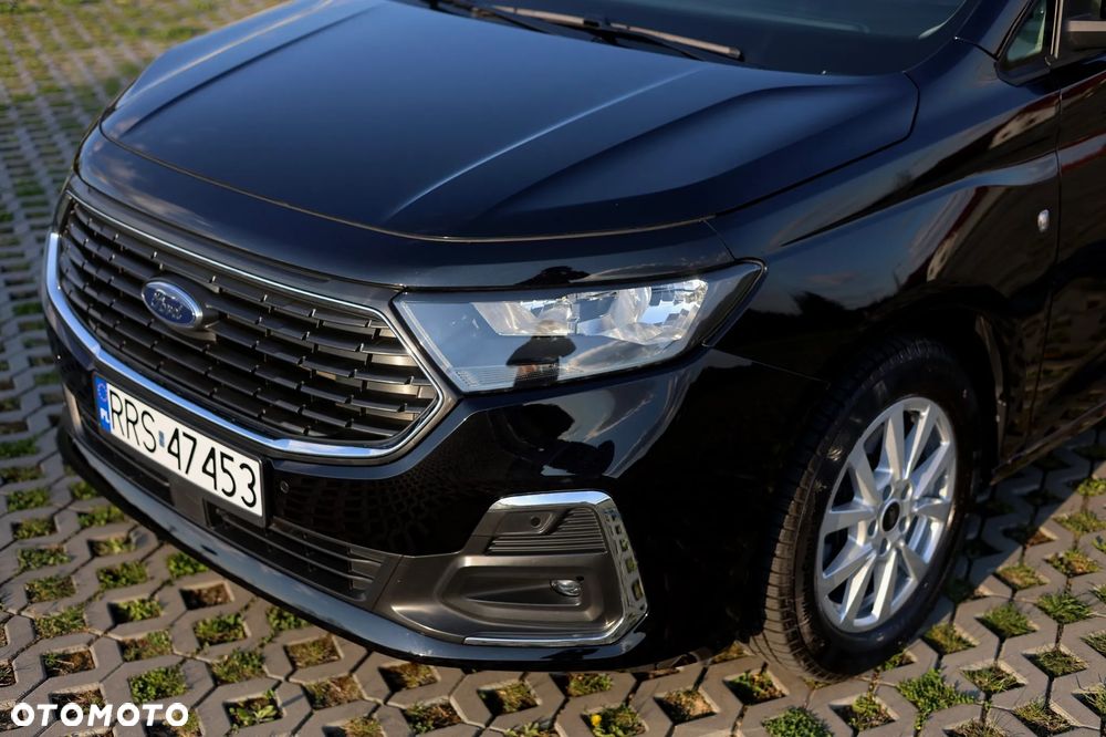 Ford Tourneo Connect 1.5 EcoBoost Titanium - 8