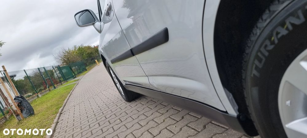 Nissan Tiida 1.6 acenta - 9
