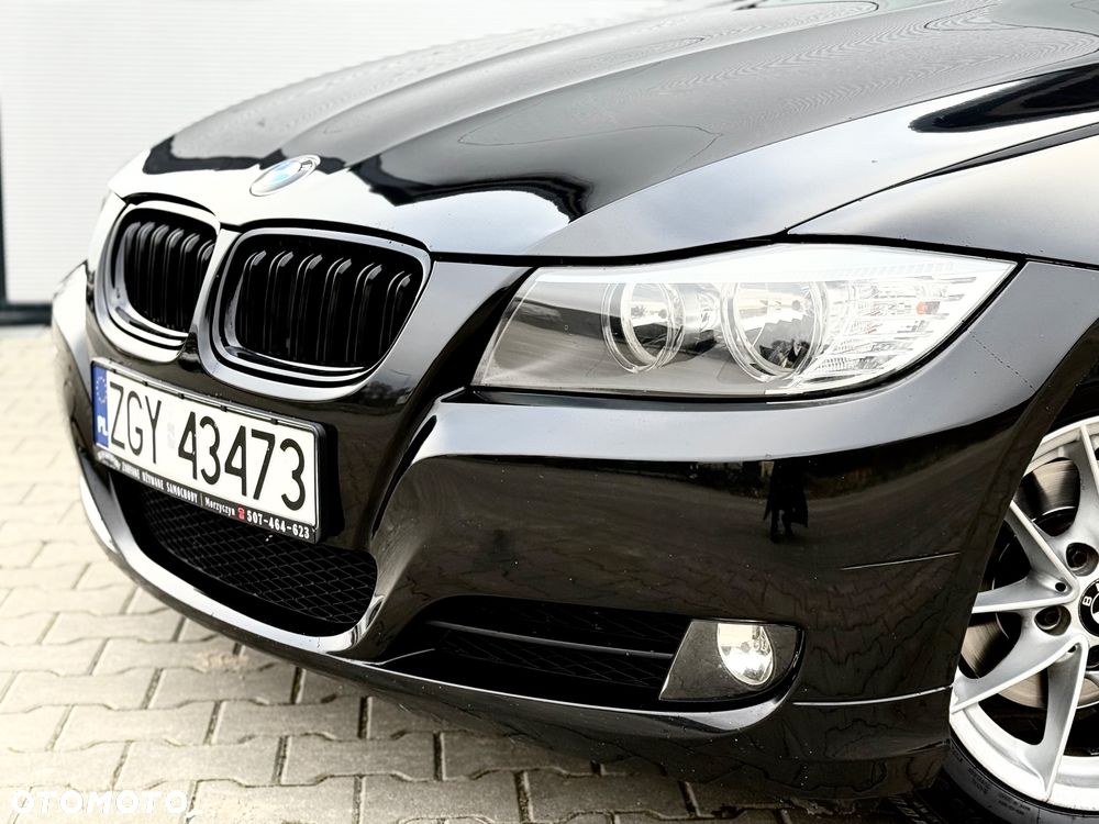 BMW Seria 3 318i - 5