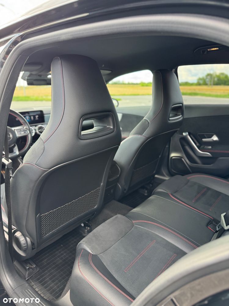 Mercedes-Benz Klasa A 180 AMG Line 7G-DCT - 11