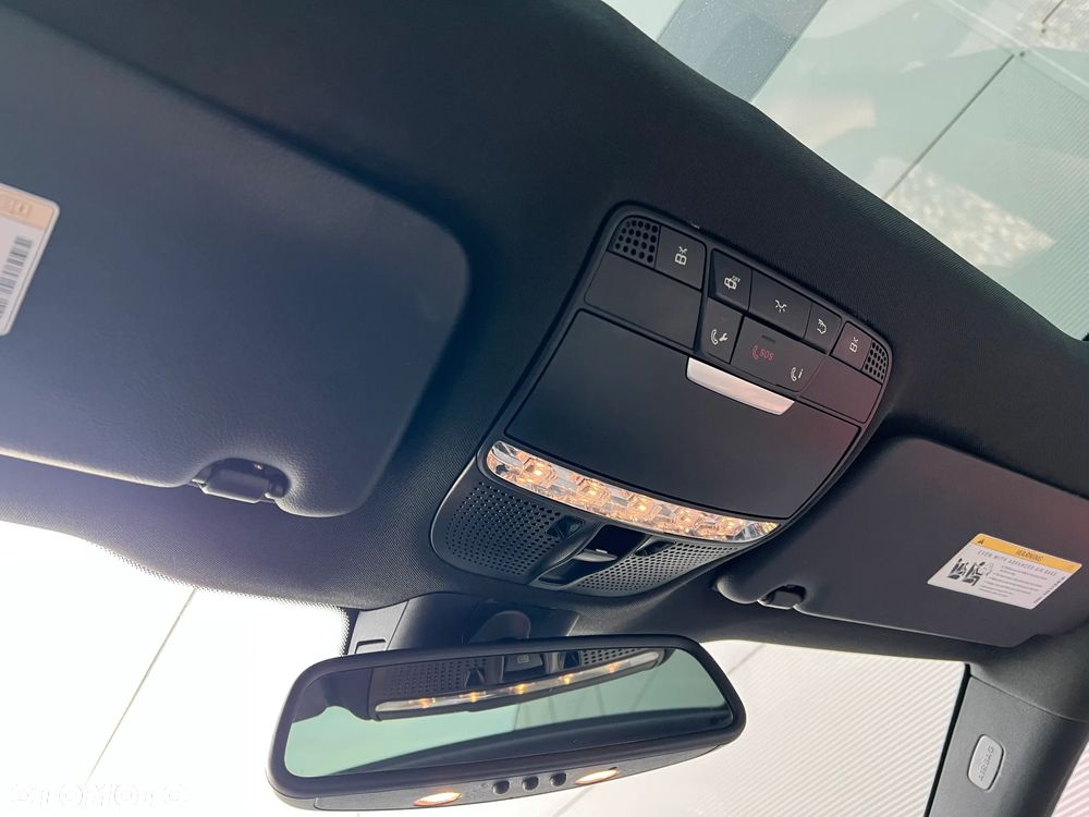 Mercedes-Benz Klasa C 300 7G-TRONIC AMG Line - 23
