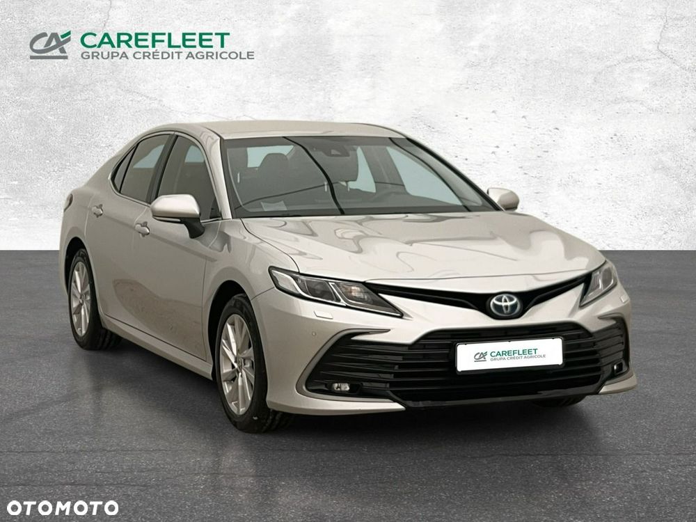 Toyota Camry - 3