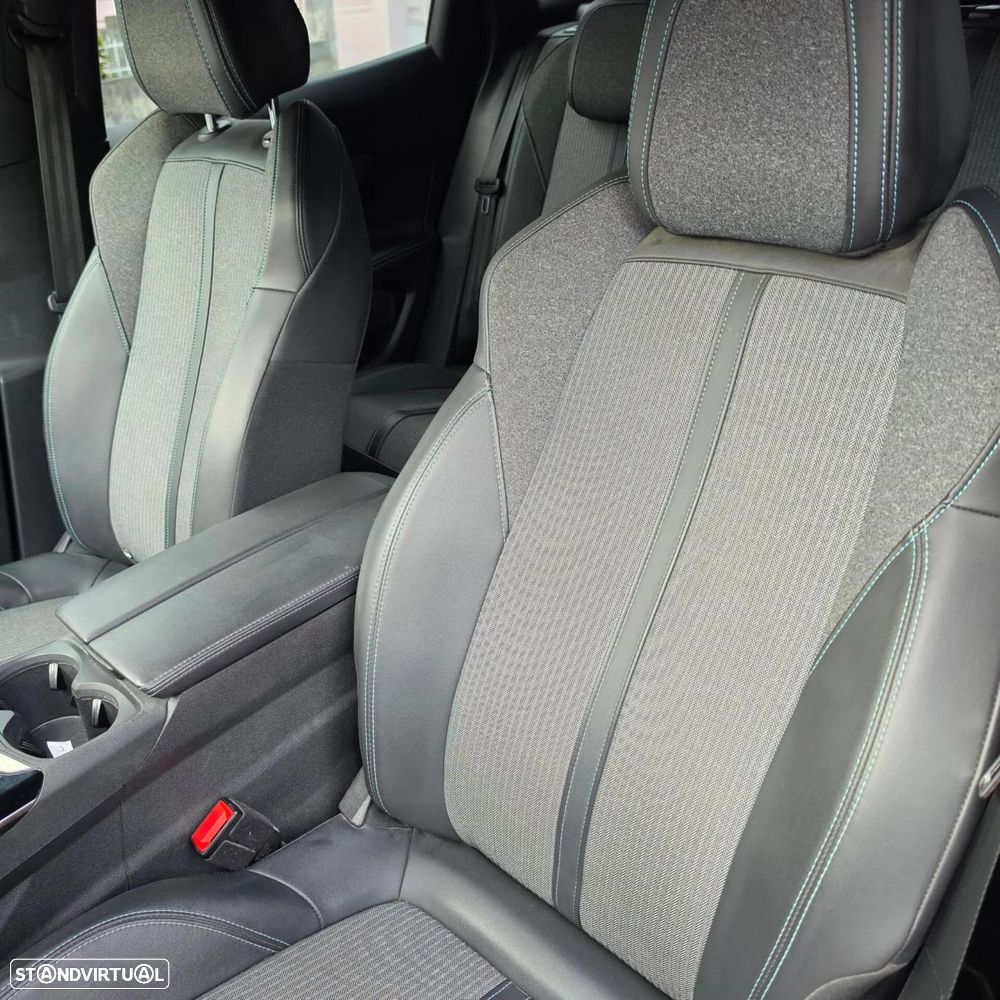 Peugeot 3008 1.6 Hybrid Allure Pack e-EAT8 - 13