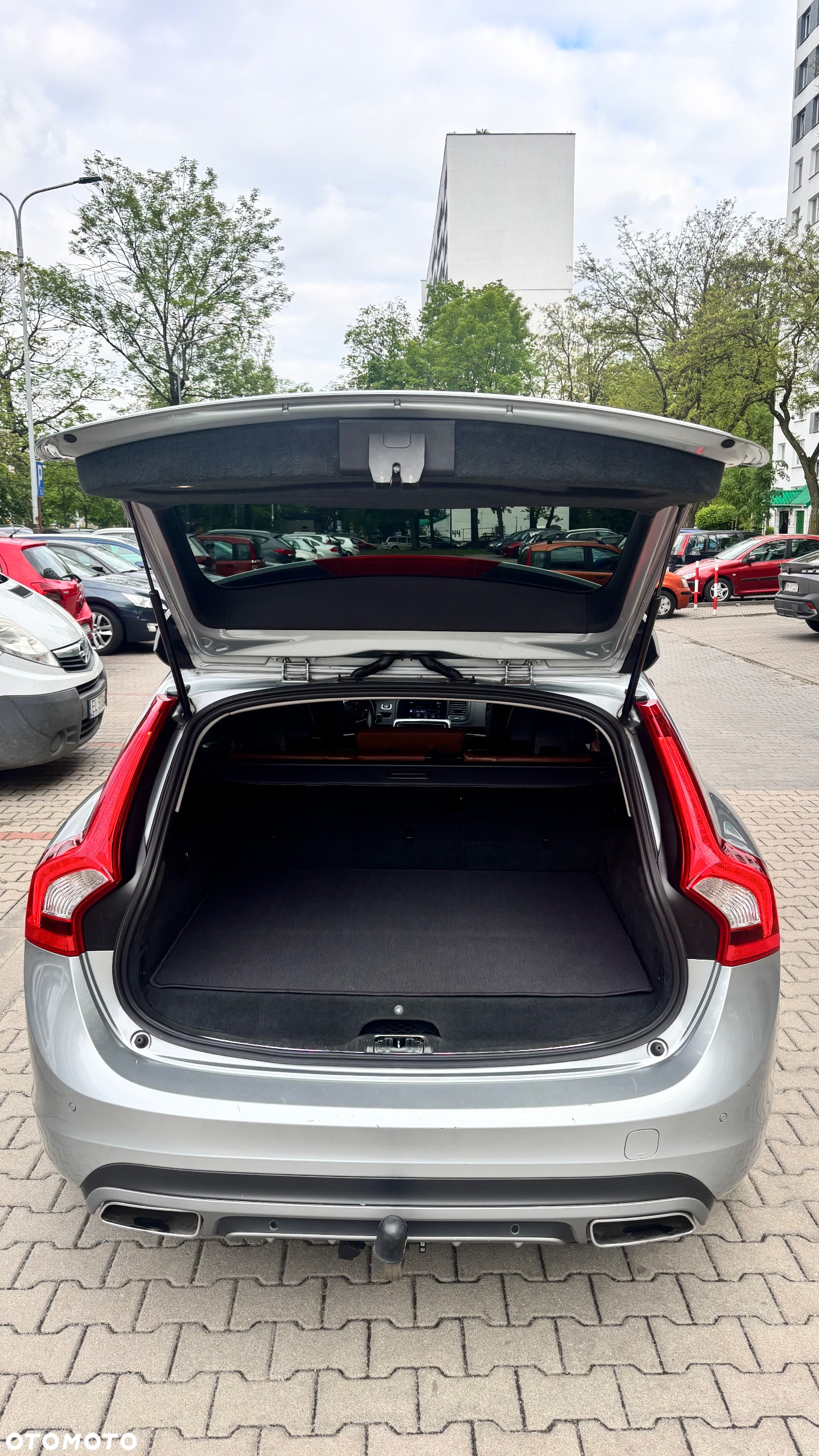 Volvo V60 D6 AWD Plug-in Hybrid Summum - 15