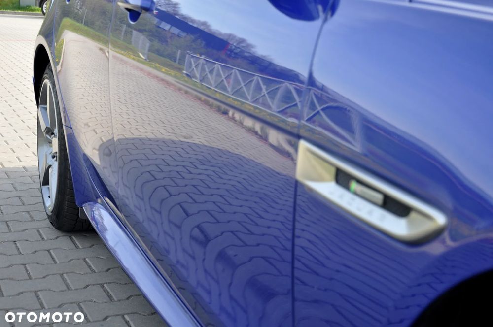 Jaguar XE 2.0 D AWD R-Sport - 21