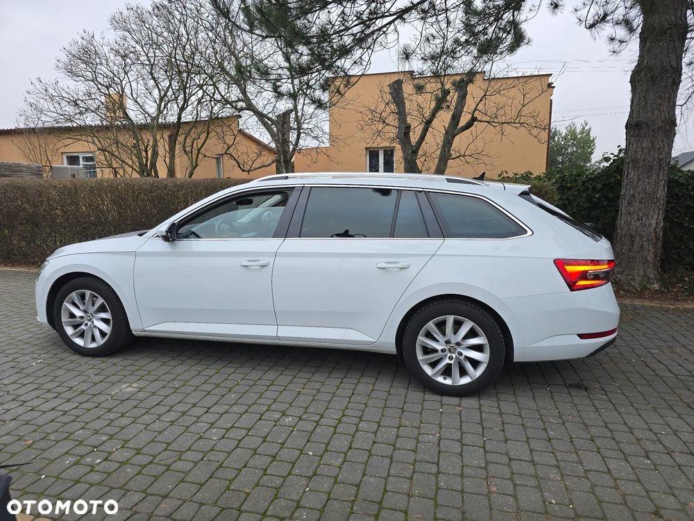 Skoda Superb 1.5 TSI Ambition DSG - 4