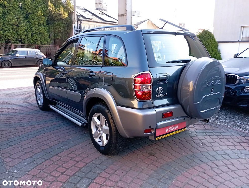 Toyota RAV4 2.0 VVT-i 4x4 - 6