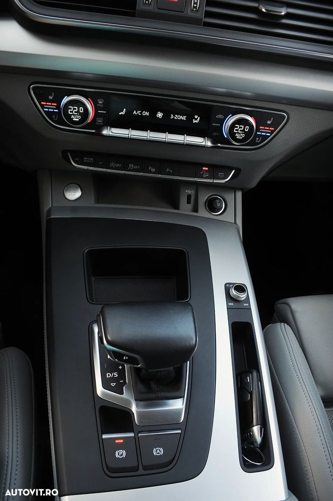 Audi Q5 40 TDI quattro S tronic - 36
