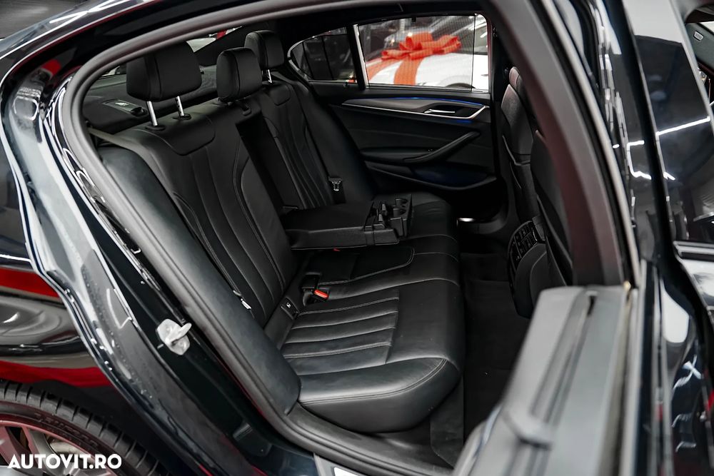 BMW Seria 5 530d xDrive Aut. - 10