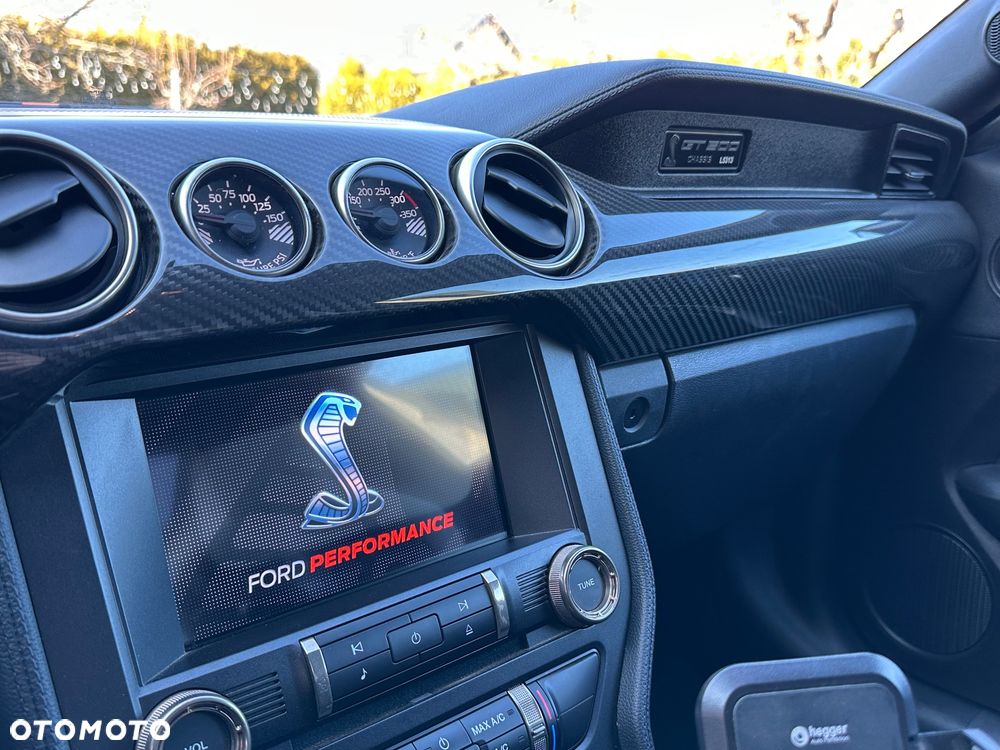 Ford Mustang - 11