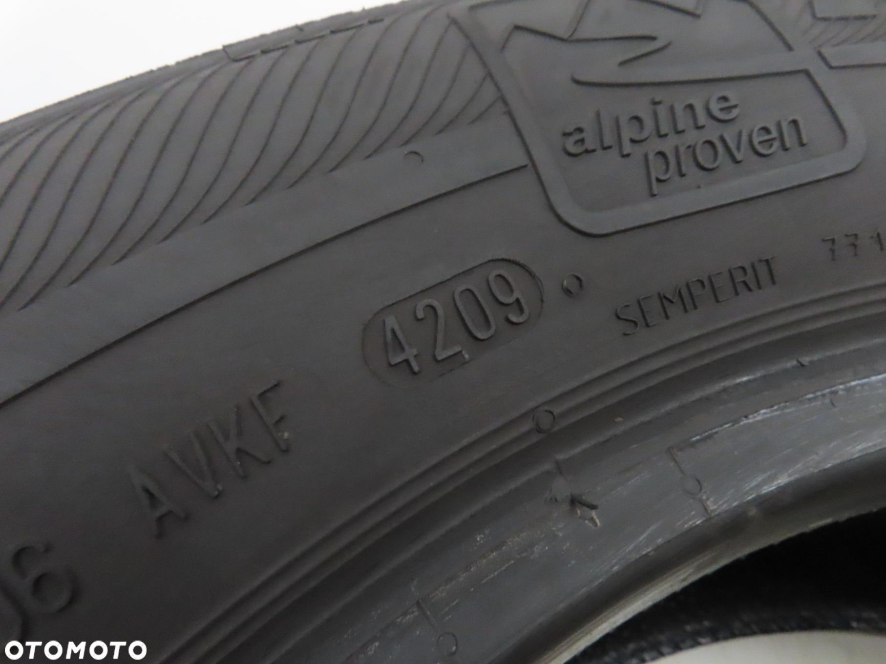 2x 185/70R14 OPONY ZIMOWE Semperit Master-Grip 88T - 2