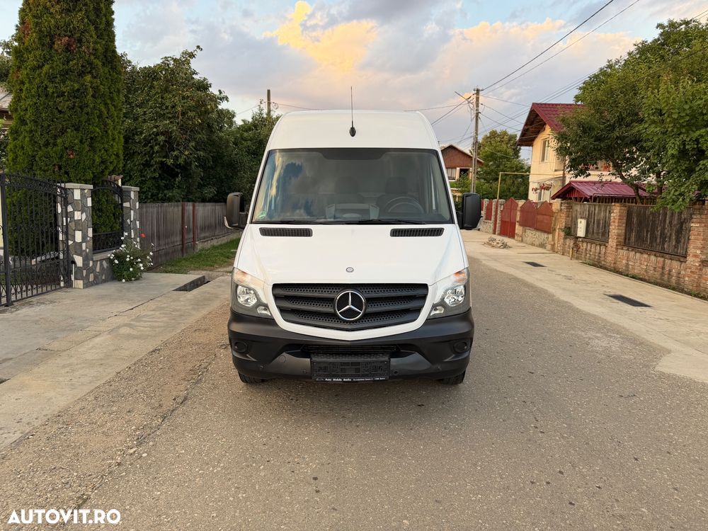 Mercedes-Benz Sprinter - 15