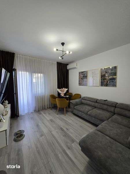 Apartament cu 3 camere (curte) MUTARE IMEDIATA — fotografia 1