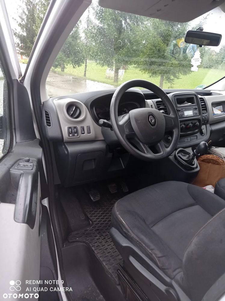 Renault Trafic - 19