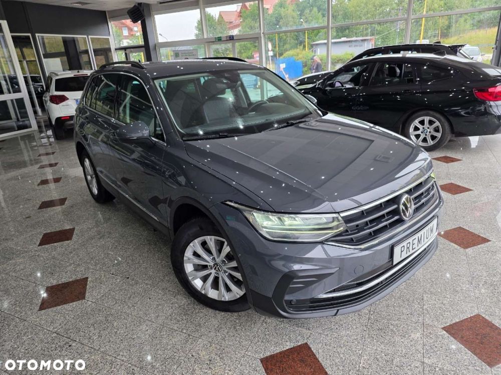 Volkswagen Tiguan - 5