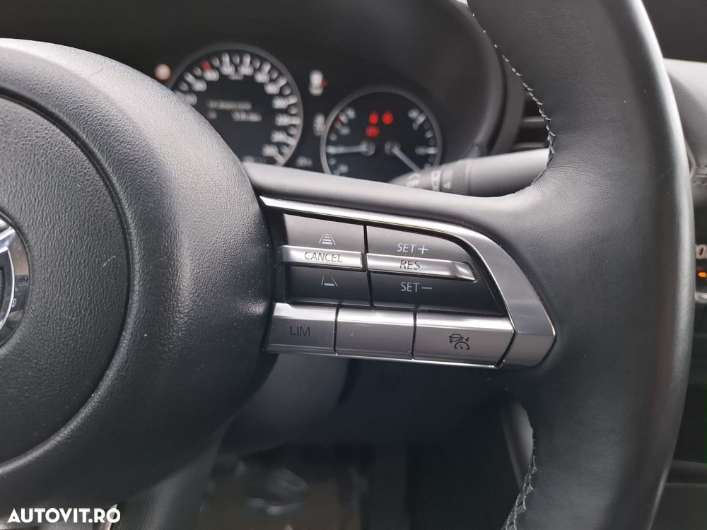 Mazda 3 e-Skyactiv G122 MHEV Plus - 14