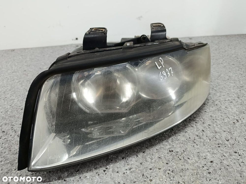 LAMPA PRZÓD LEWA XENON AUDI A4 B6 8E0941003C 8E0990007C 89305770  VALEO - 3