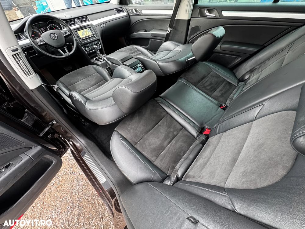 Skoda Superb 2.0 TDI DSG Elegance - 27