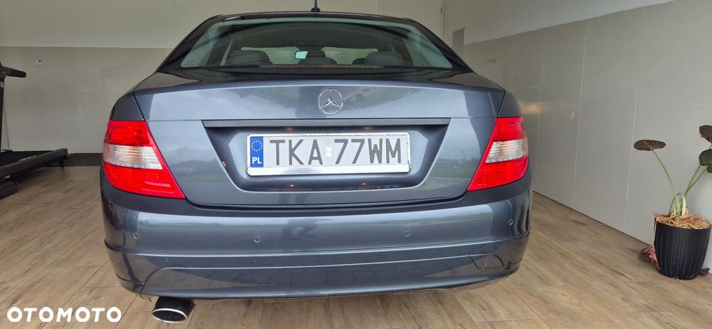 Mercedes-Benz Klasa C 220 CDI DPF BlueEFFICIENCY - 12