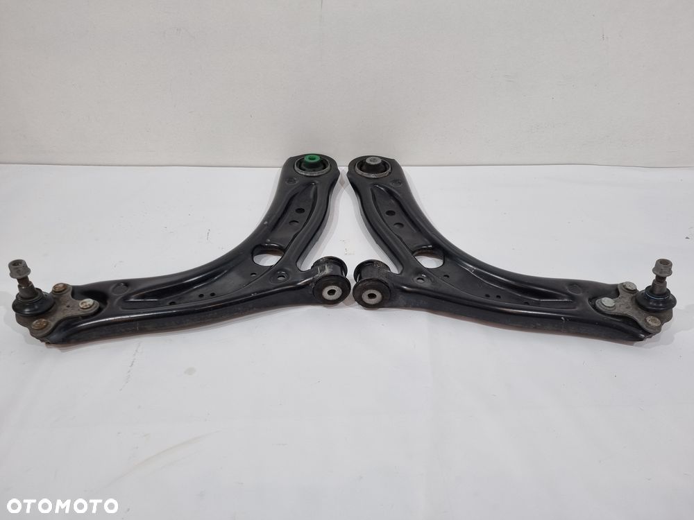 VW GOLF VII T-ROC LEON III OCTAVIA III WAHACZ PRZÓD LEWY PRAWY 5Q0407151S 5Q0407152S - 1