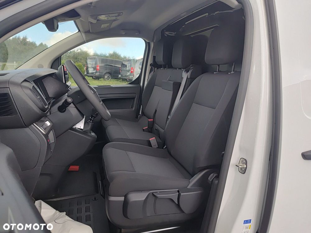 Opel Vivaro - 18