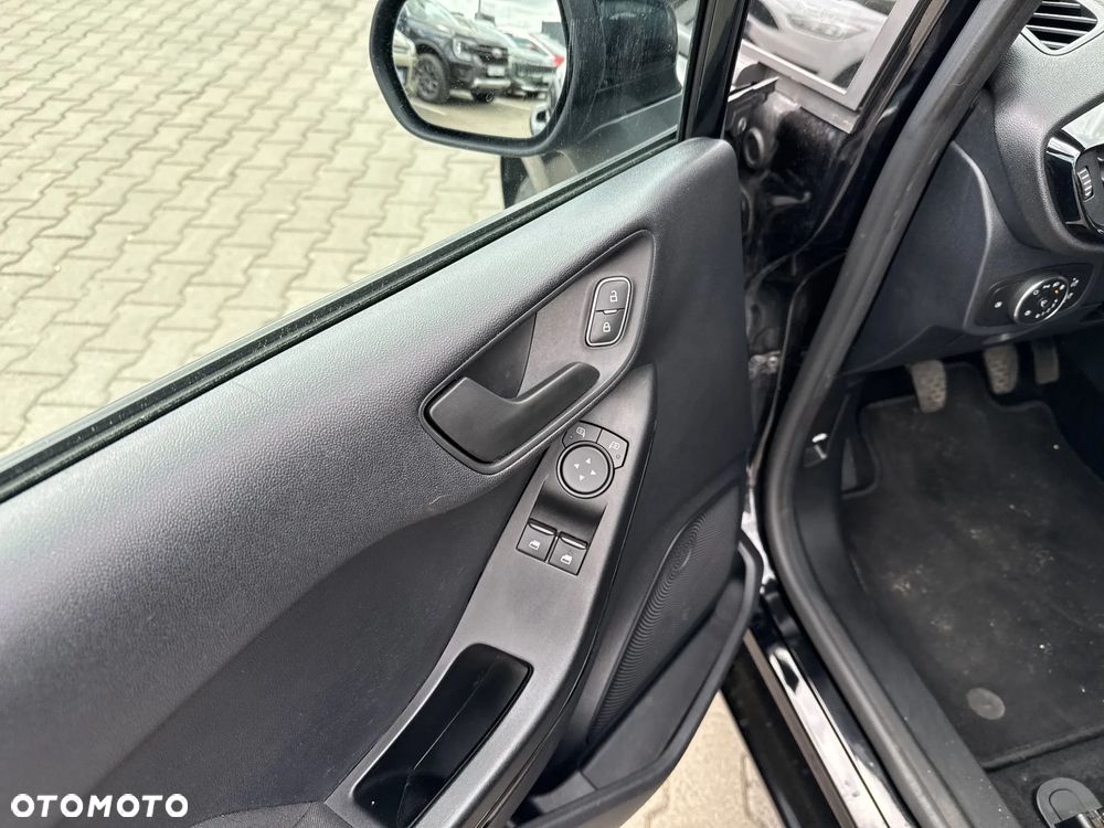 Ford Fiesta 1.1 Trend ASS - 10