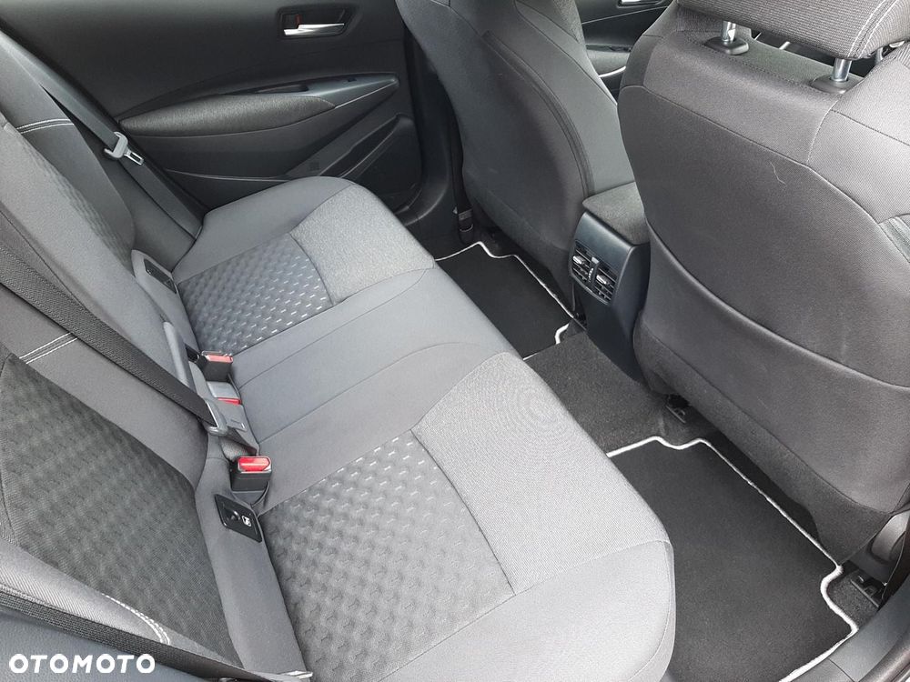 Toyota Corolla - 8