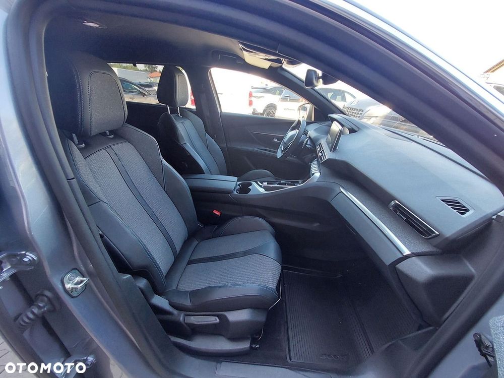 Peugeot 5008 - 12
