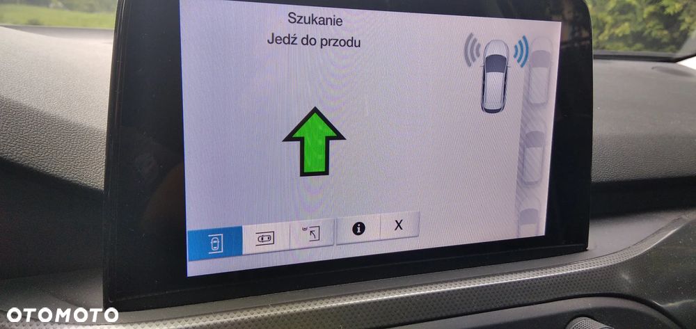 Ford Focus SW 1.5 EcoBlue Titanium Business - 9