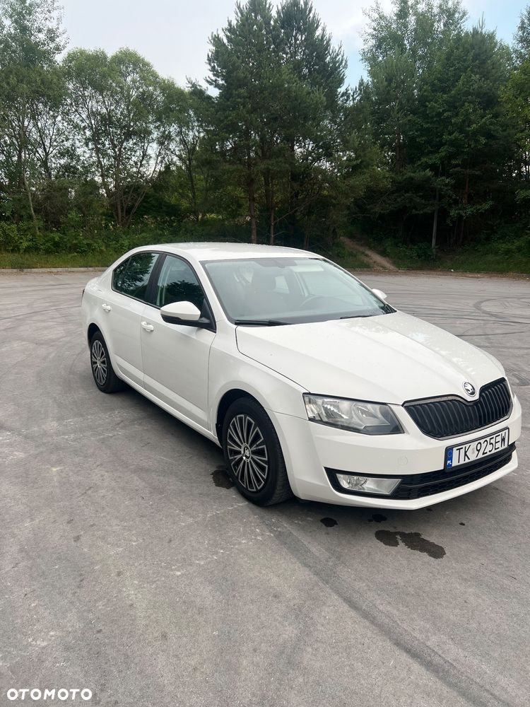 Skoda Octavia 1.6 TDI Ambition DSG - 4