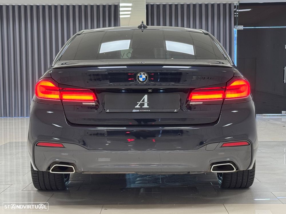 BMW 530 e Pack Desportivo M - 19